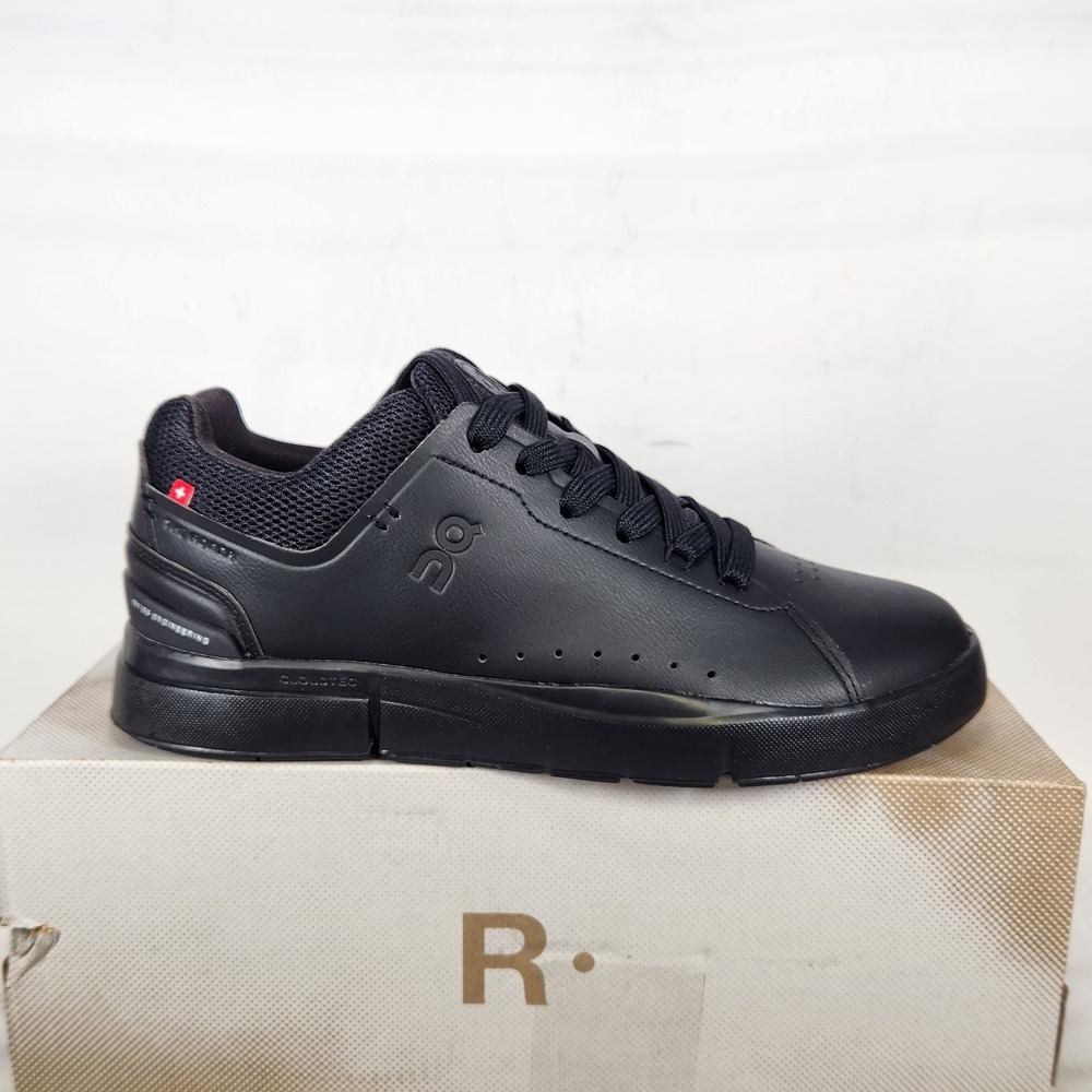 On Running THE ROGER Advantage Sneakers Women Size 6.5 All Black Lifestyle Shoes